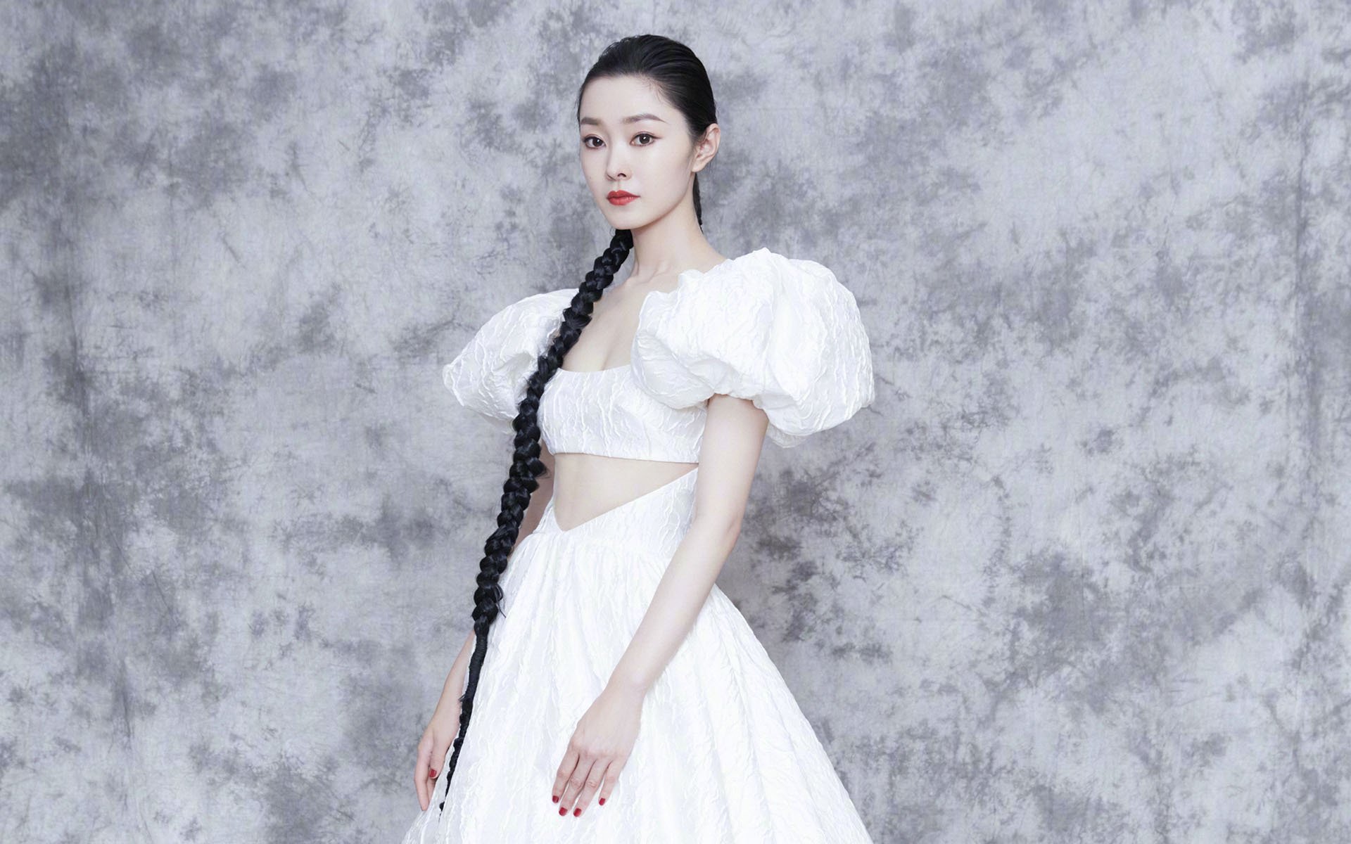 五大联赛传球成功率是否随对手防线压迫强度成反比，五大联赛用球