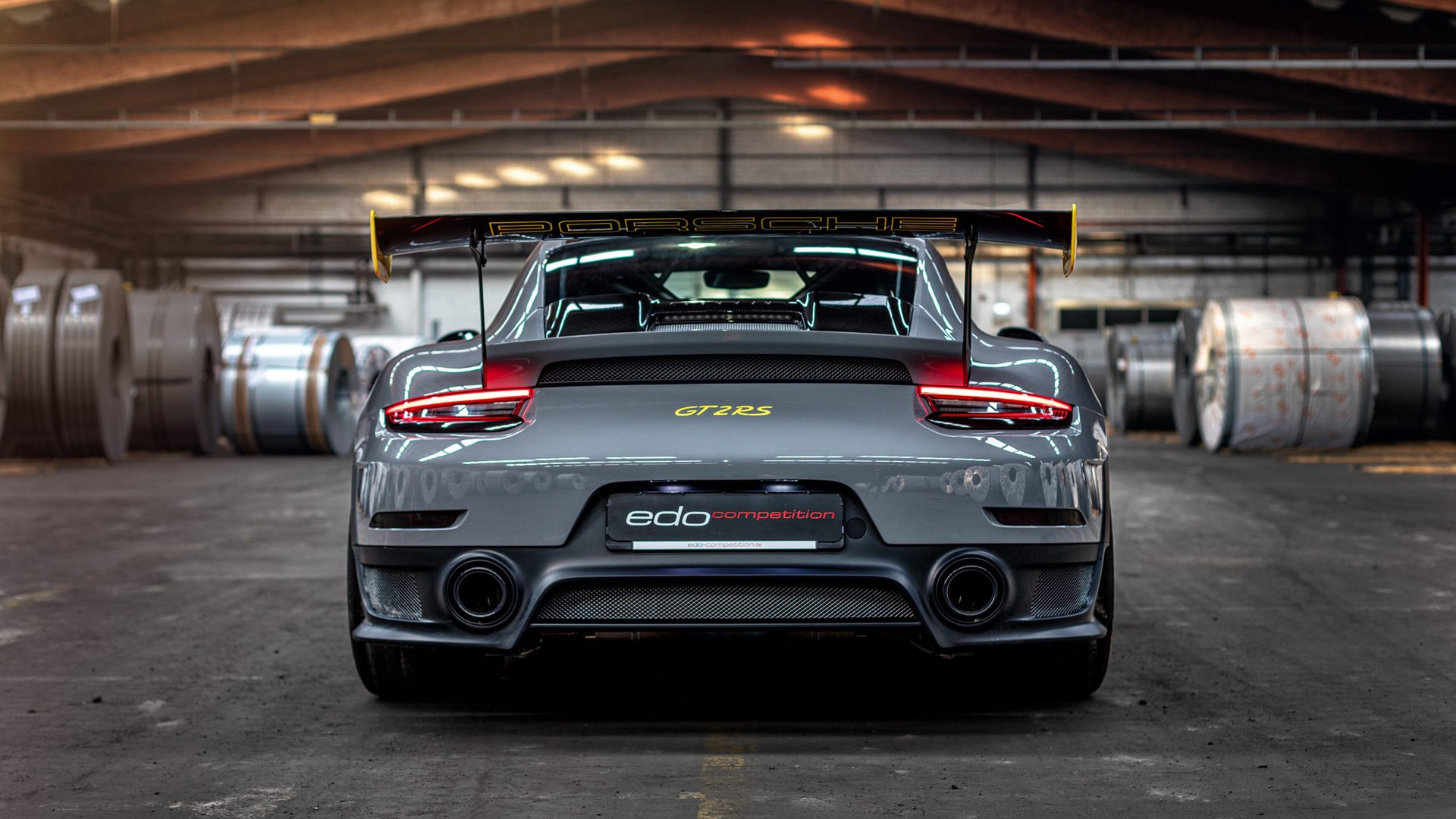 国际热身赛中国足球战平 球迷鼓励球队继续努力，中国足球热身赛结果