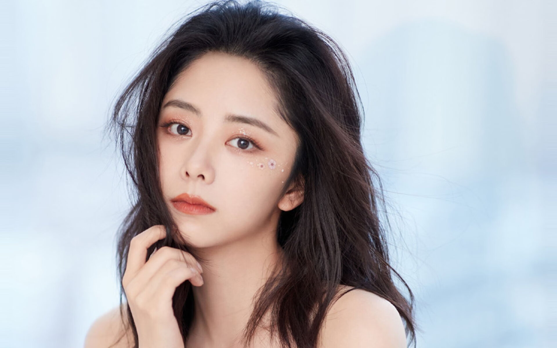 马竞前腰创造力出众,多次送出威胁传球,马竞球员